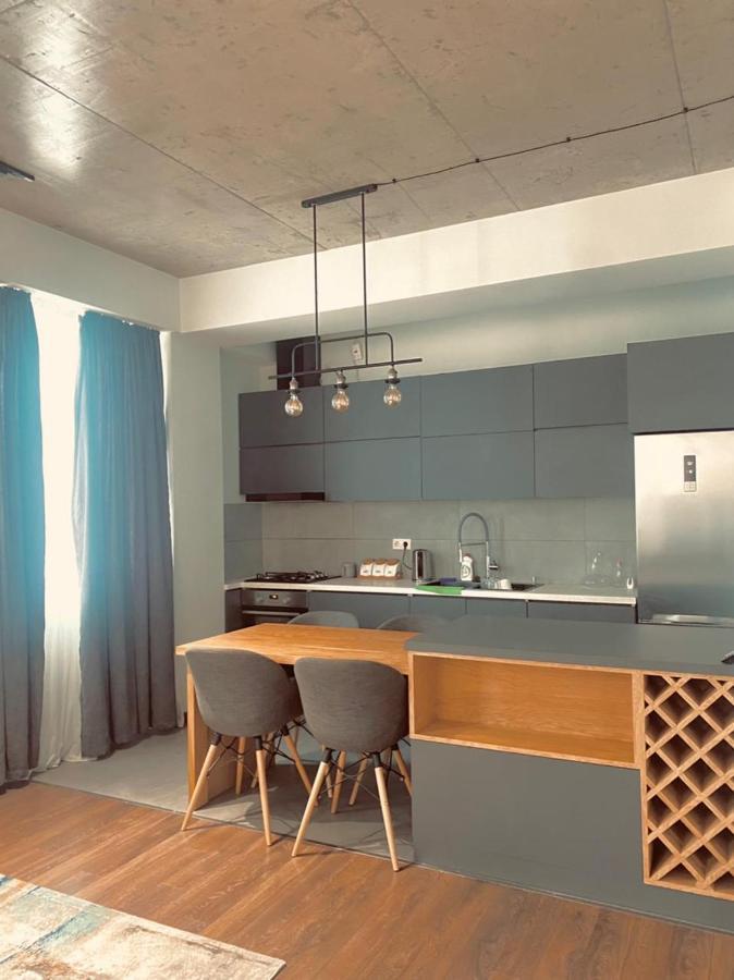 Apartment Sixteen Tiflis Exterior foto