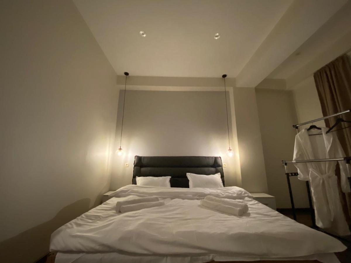 Apartment Sixteen Tiflis Exterior foto