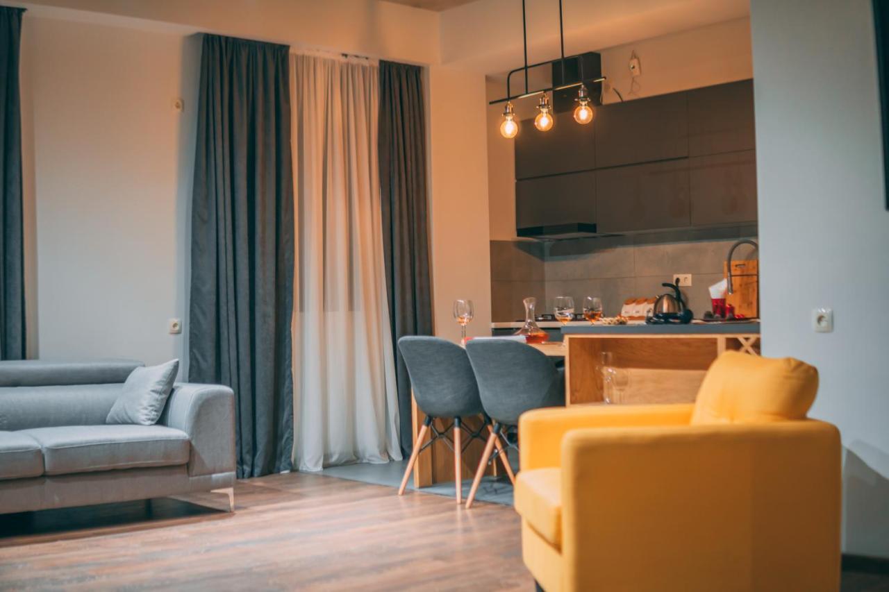 Apartment Sixteen Tiflis Exterior foto